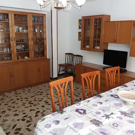 Familiar Conde Don Ramon Apartmán *